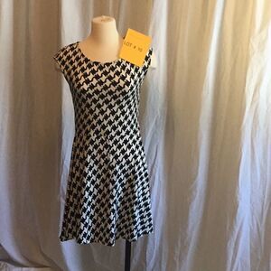 Ladies skater style pull on dress in small GEORGE